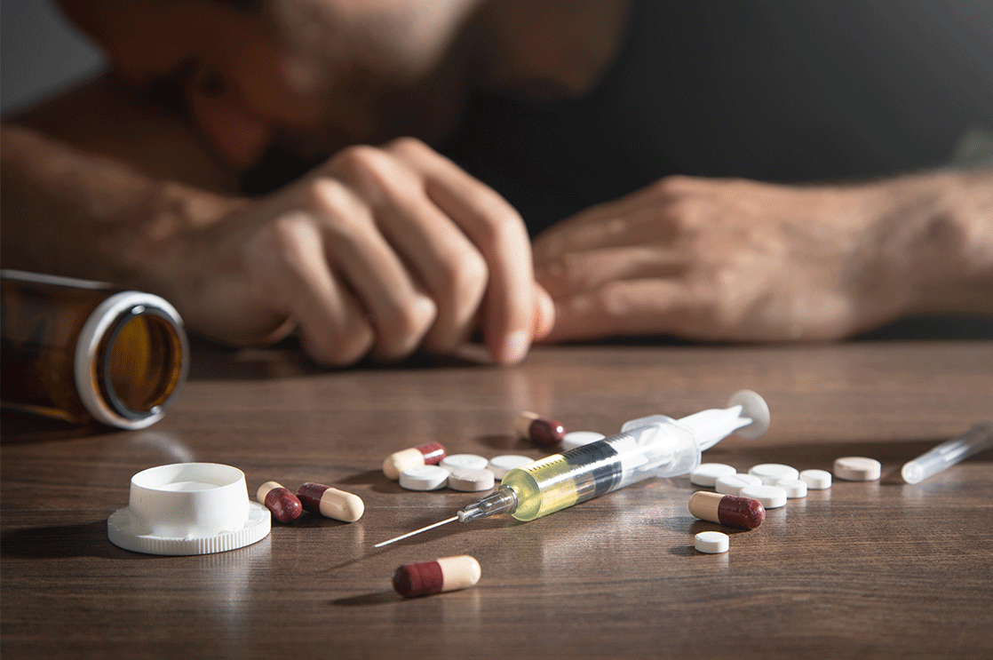 Сотрудники с зависимостями