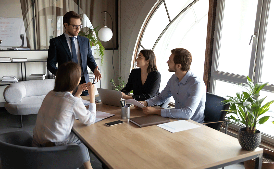 Наем сотрудников: снижение рисков и повышение эффективности за счет группового интервью