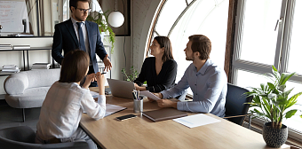 Наем сотрудников: снижение рисков и повышение эффективности за счет группового интервью